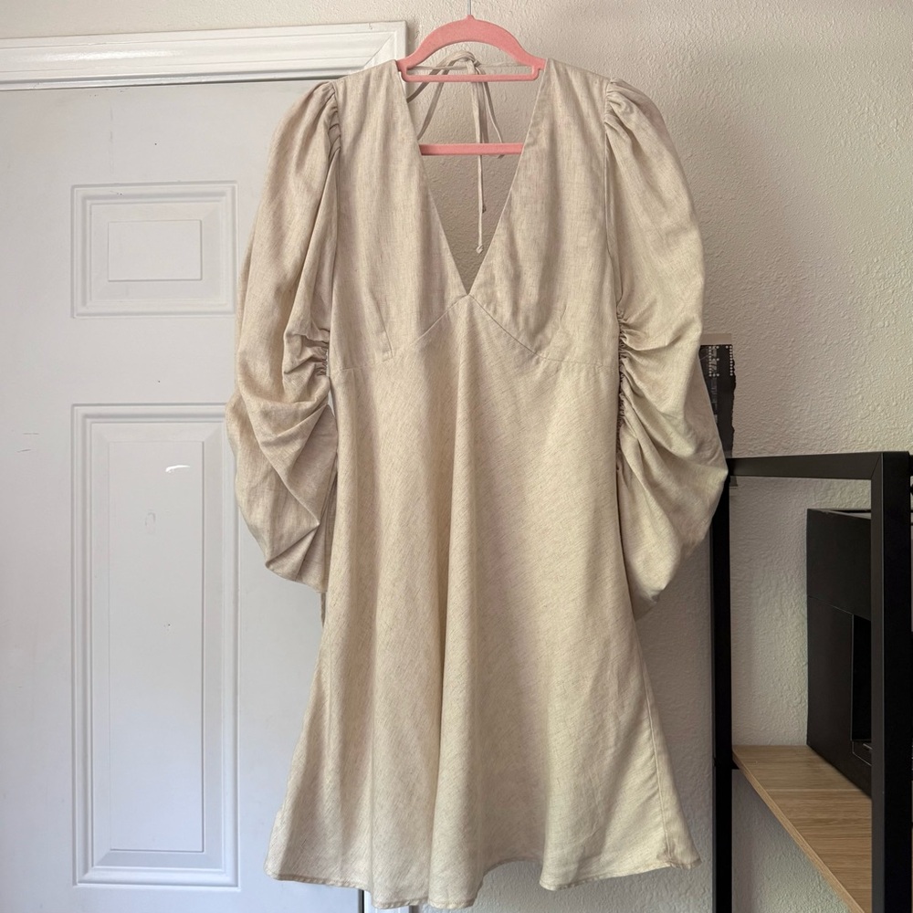 NWOT R.G. KANE cream tan tencel linen ruched long‎ sleeve v neck mini dress